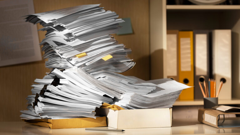 Dampak Data Berantakan terhadap Keputusan Bisnis yang Sering Tidak Disadari